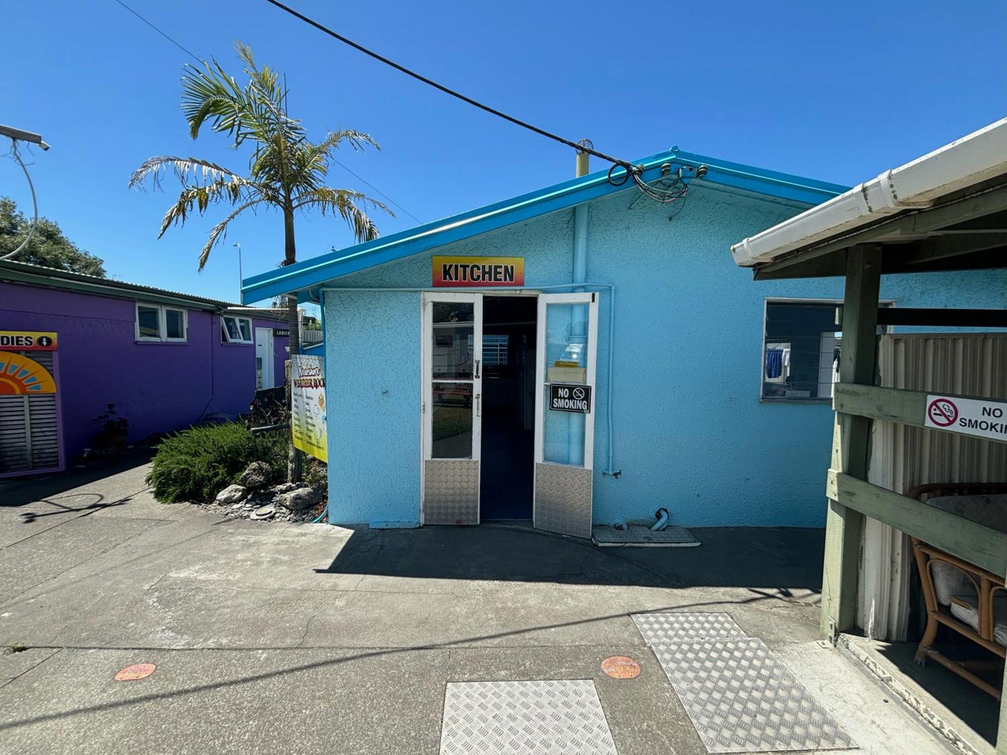Westshore Holiday Park Napier Bagian luar foto